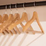 U *