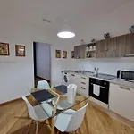 U Apartment