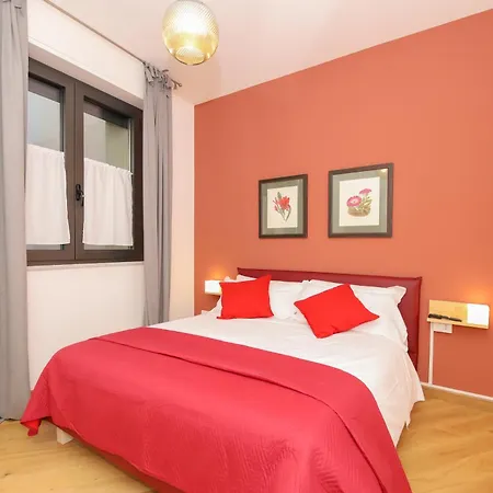 U Apartment Genoa